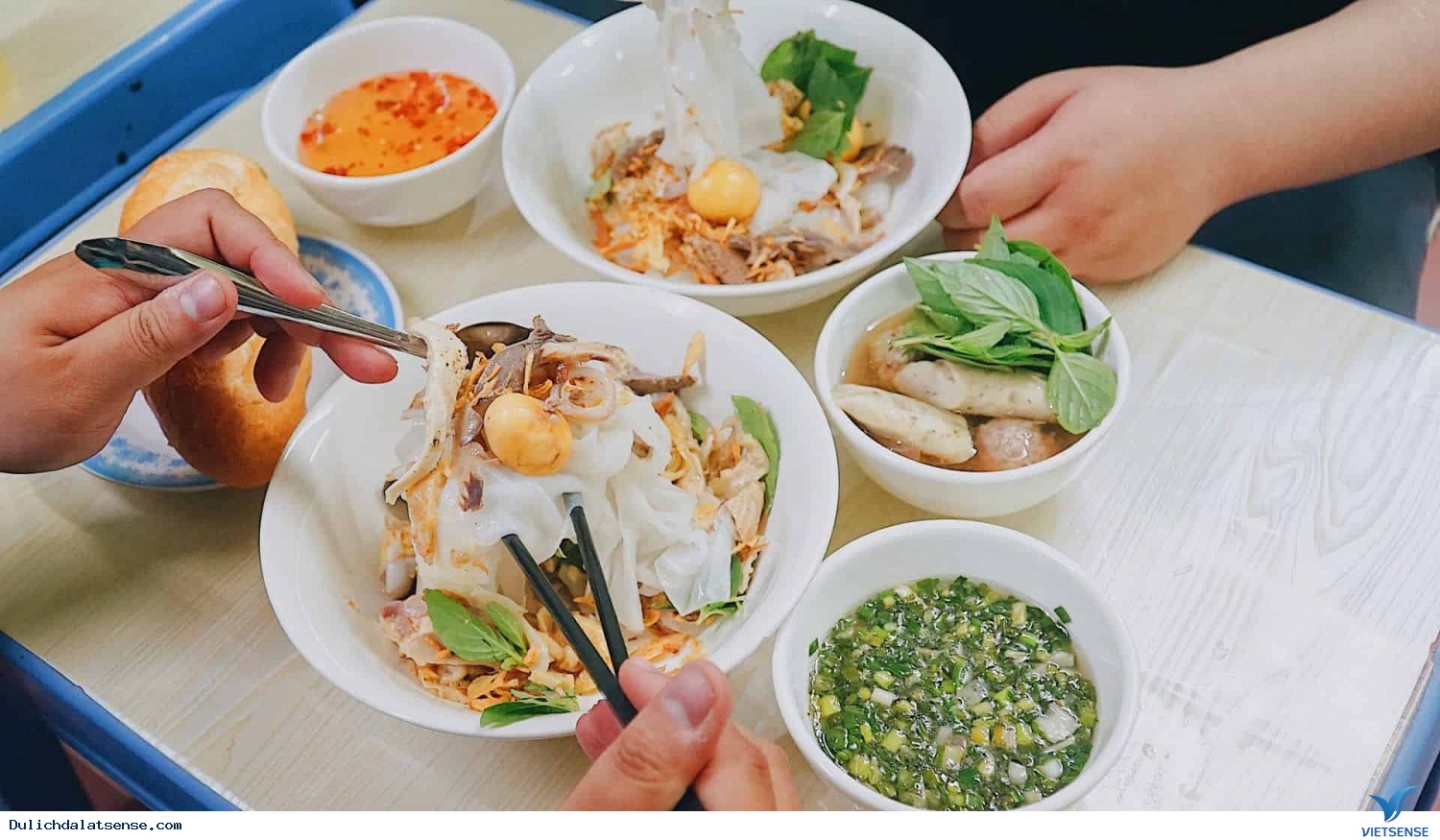 BÁNH ƯỚT LÒNG GÀ BÁNH ƯỚT LÒNG GÀ